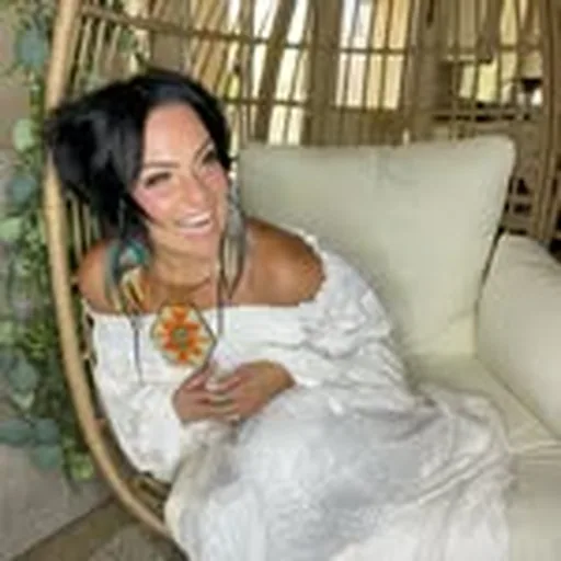 @crystalndoerr profile image
