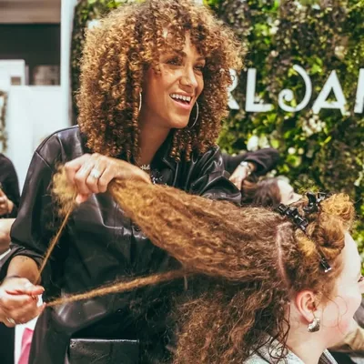 @curlsbyhetty profile image