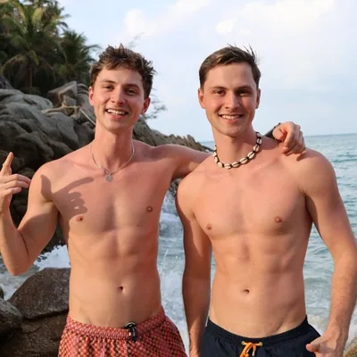 @czechtwins_official profile image