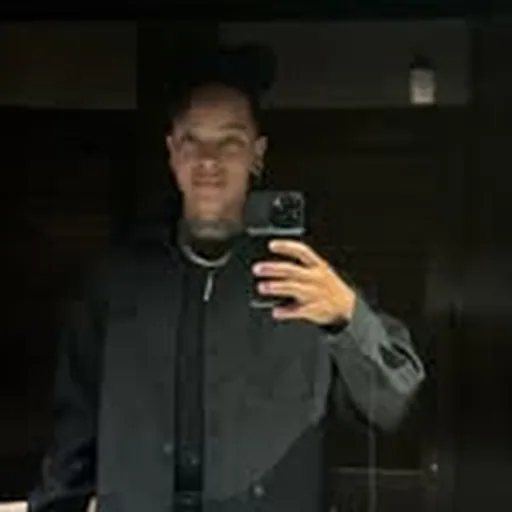 @d_nyce.21 profile image