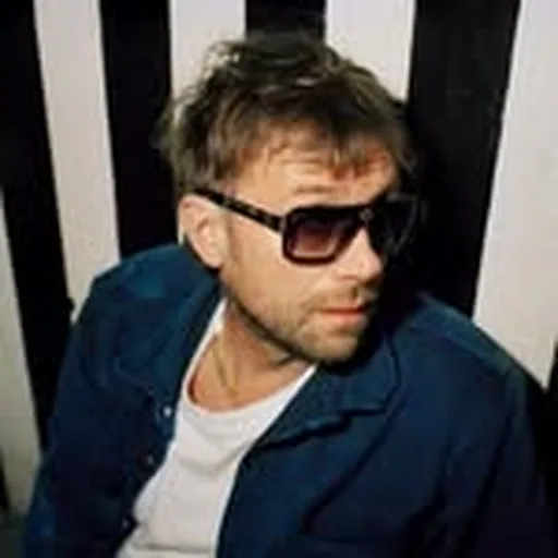 @damonalbarnunofficial profile image