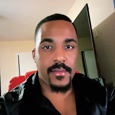 @darealicon profile image