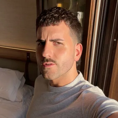 @davidandu_ profile image