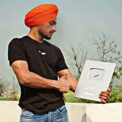 @davisdosanjh profile image