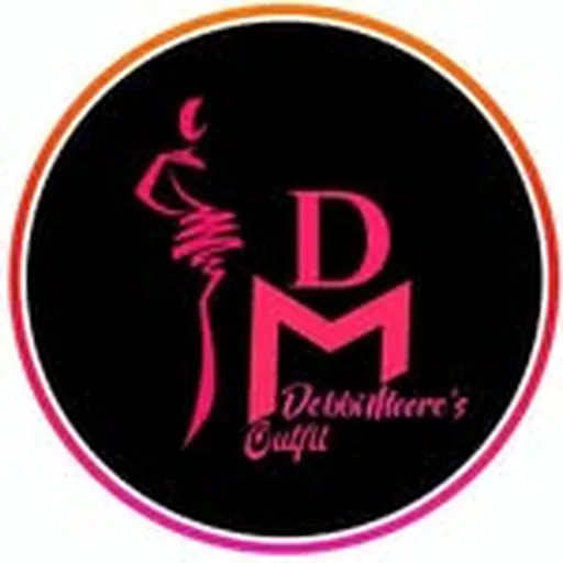 @debbimoores_outfit profile image