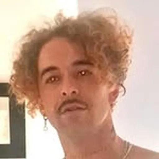 @dedesantaklaus profile image