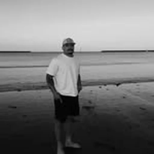 @deepblueseeee profile image