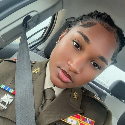 @deina_alien profile image
