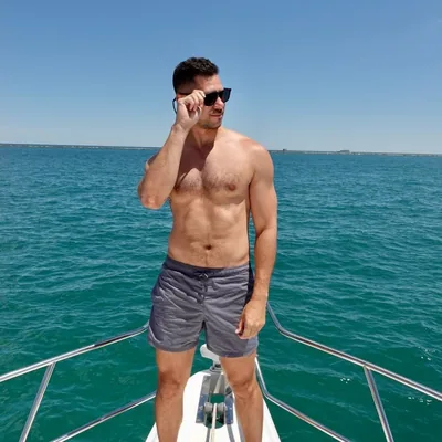 @derekdoeing profile image