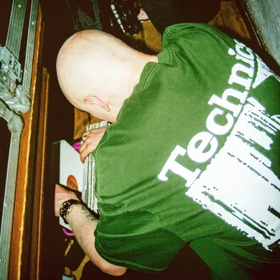 @desay_dubs profile image