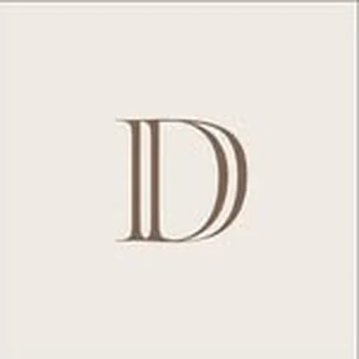 @detailsdarling profile image