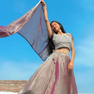 @devika_.suryavanshi458 profile image