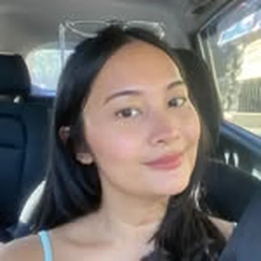 @devinadeascal profile image