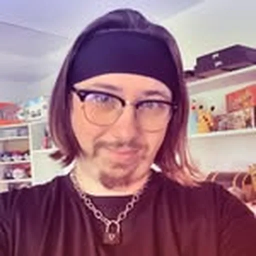 @dhalucard profile image