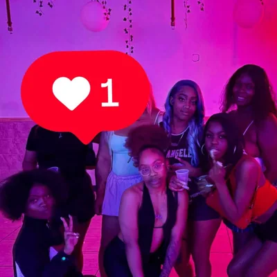 @dhq__li profile image