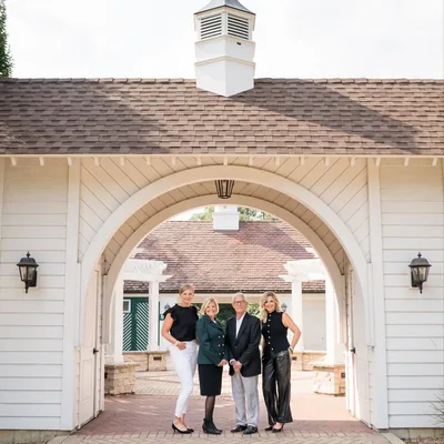 @discovering_naperville profile image