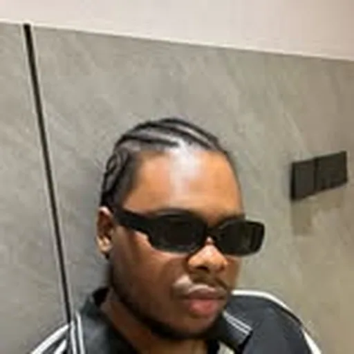 @divine_keyz profile image