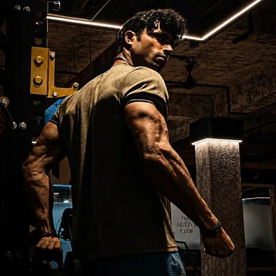 @divyansh._sharma08 profile image