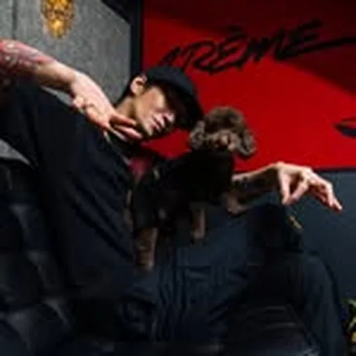 @dj_akakabe profile image