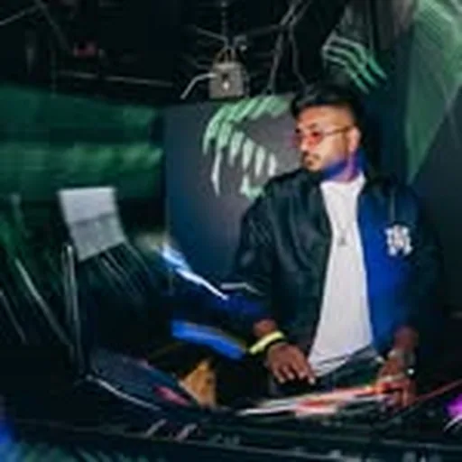@dj_axar profile image