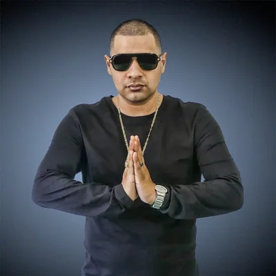 @dj_crosss profile image