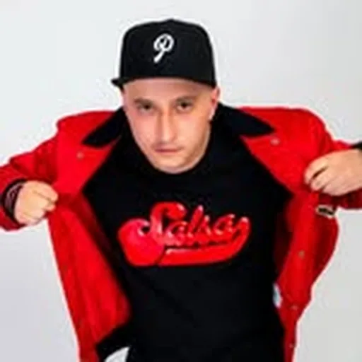 @dj_ekxon profile image