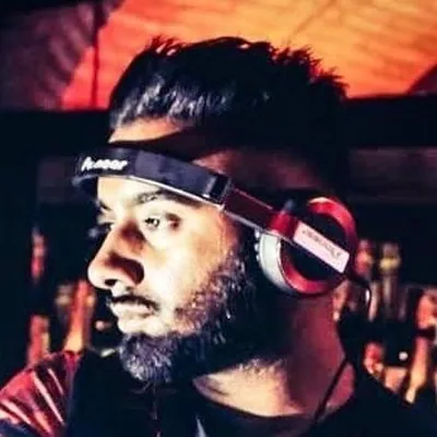 @dj_enay profile image