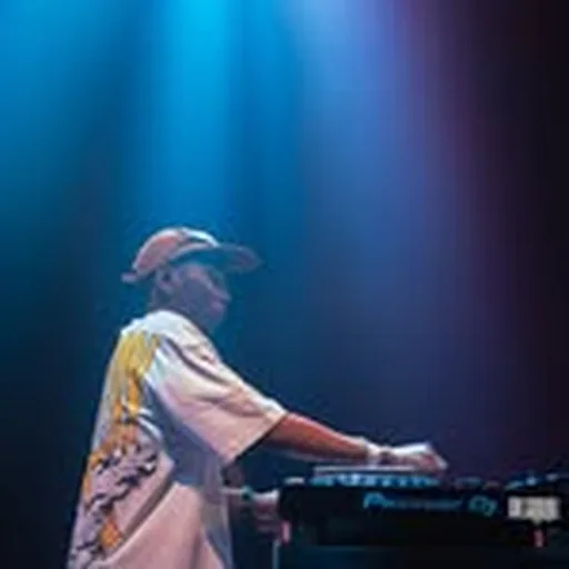 @dj_floutee profile image