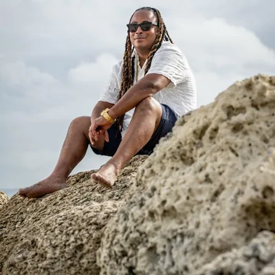 @dj_ichunes profile image