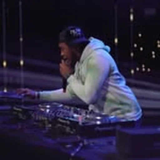 @dj_larni profile image