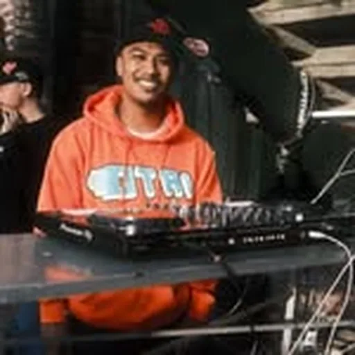 @dj_sonz profile image