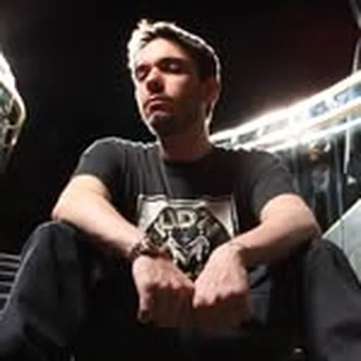 @djamlives profile image