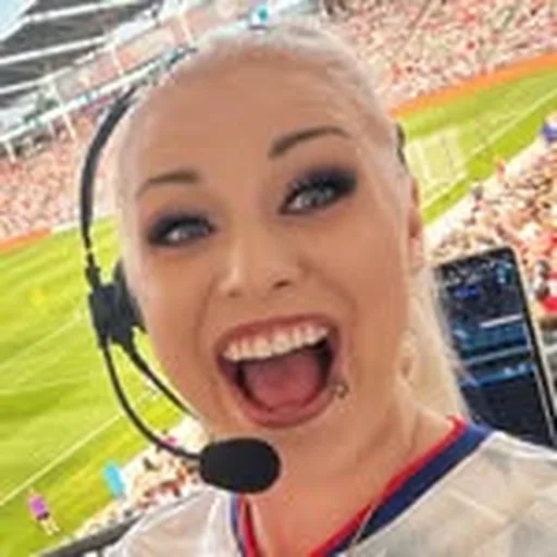 @djamyrobbins profile image