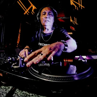 @djcerattioficial profile image