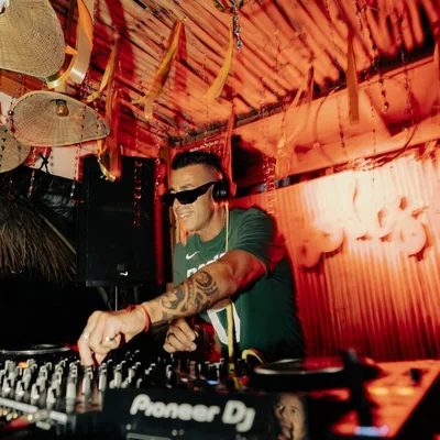 @djchvera profile image