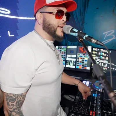 @djdomird profile image