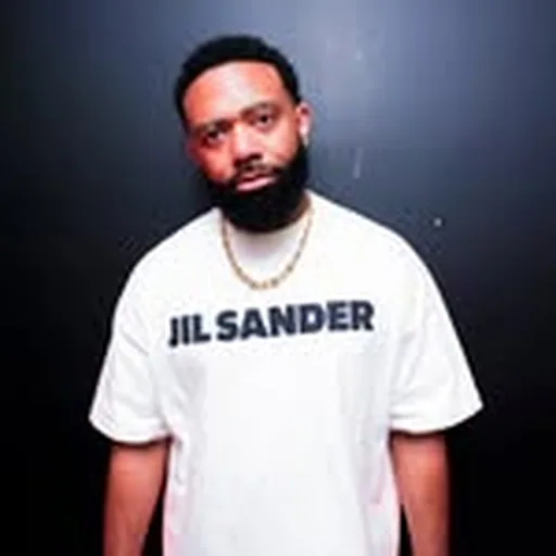 @djdonhot profile image