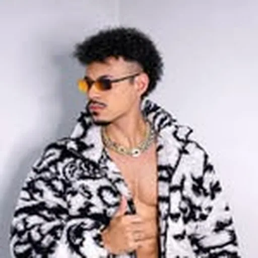@djeight_ profile image