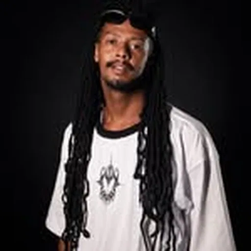 @djfoxx_ profile image