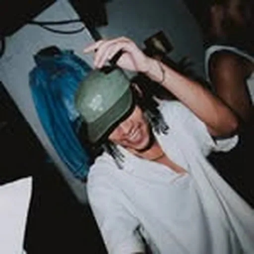 @djgrabs profile image