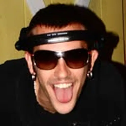 @djhenk_ profile image
