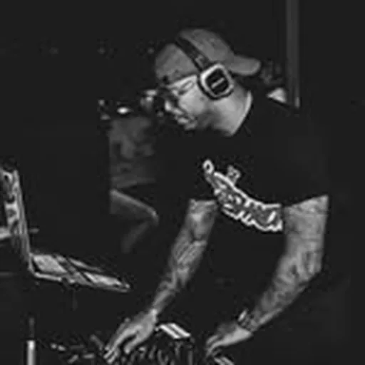@djhifashion profile image