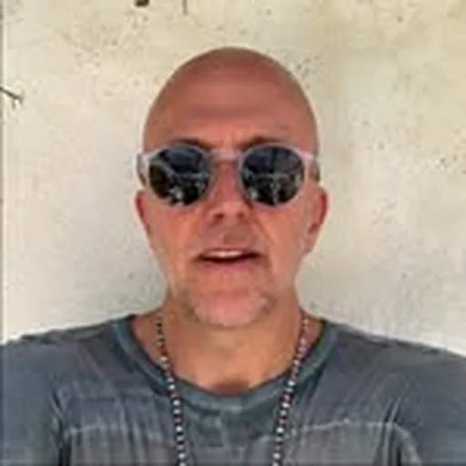 @djleeburridge profile image