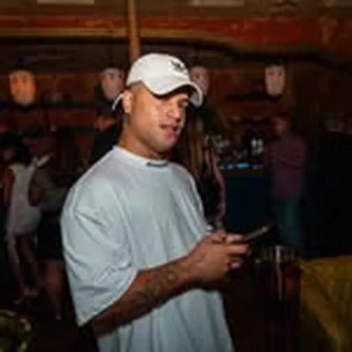 @djleozan profile image