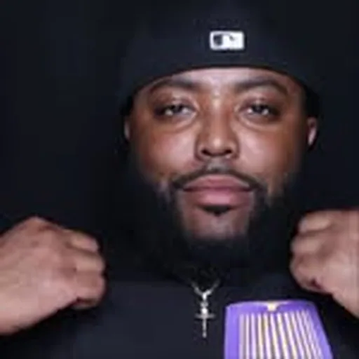 @djmainsqueeze profile image