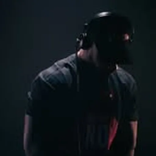@djmakten profile image
