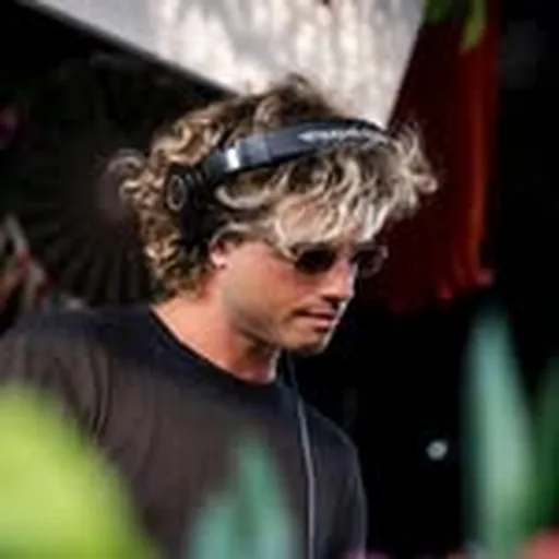 @djmartinfredes profile image