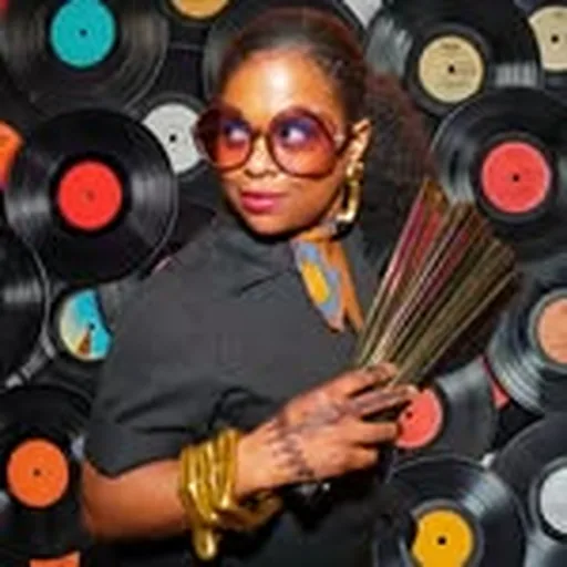 @djmondayblue profile image