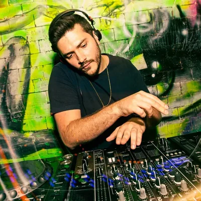 @djmozer profile image
