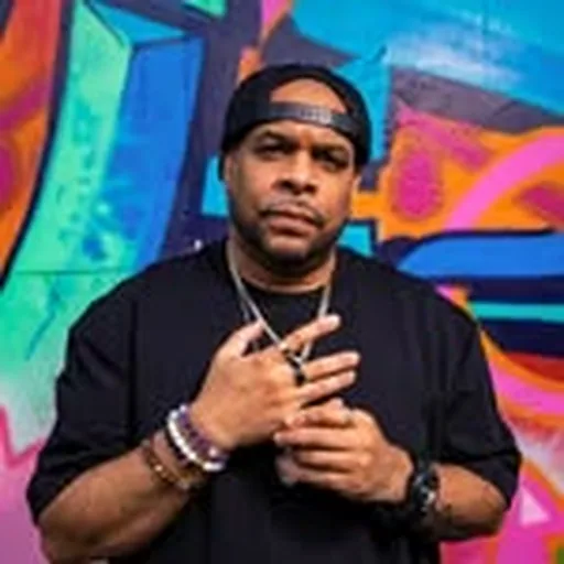 @djmrv profile image